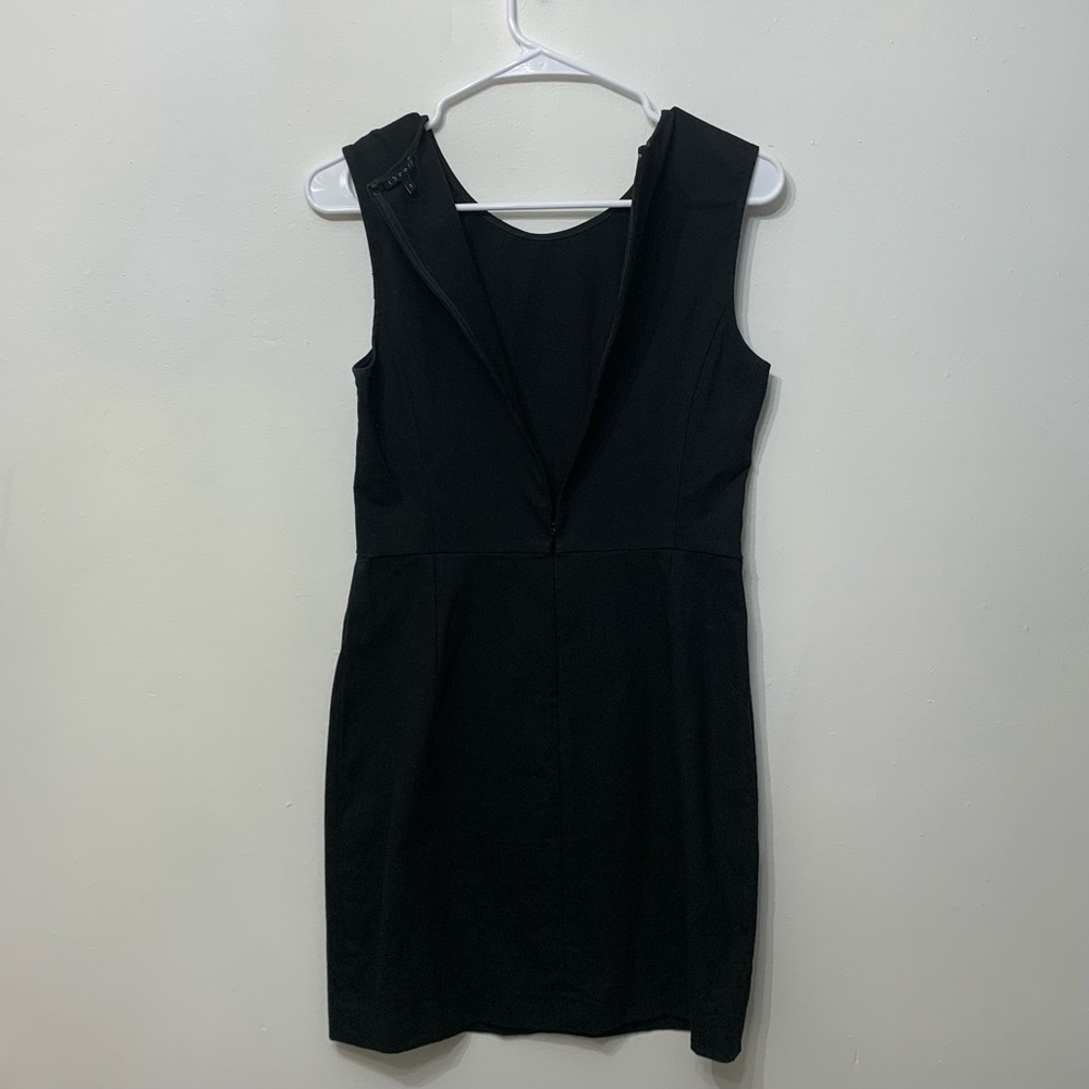 Theory Elegant Black Sleeveless Dress